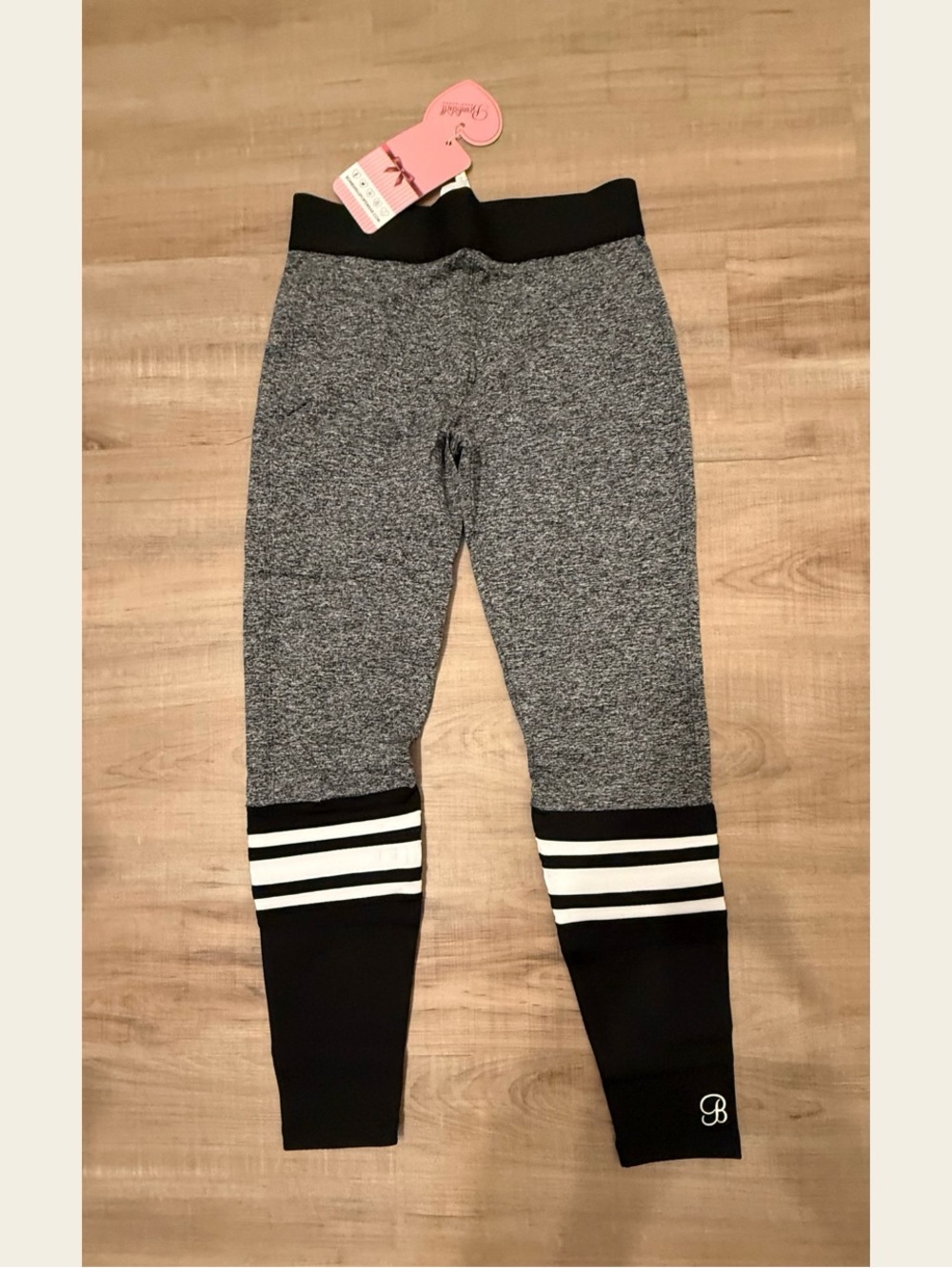 Bombshell leggings, NWT! Cross listed on Mercari bc my prices are lower!